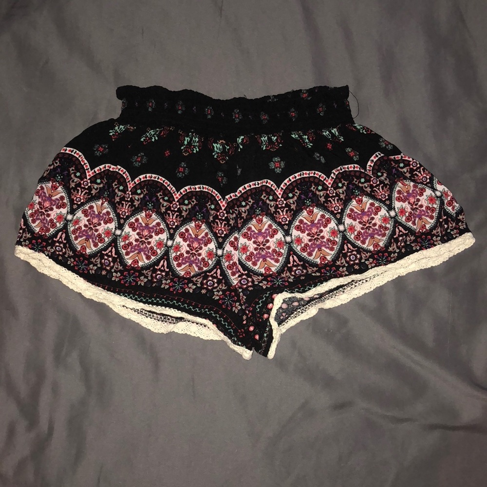 Rue 21 Flowy Floral Shorts